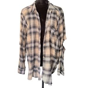 American Eagle Outfitters - Custom Cutout Elbow - Oversized Fit Flannel -